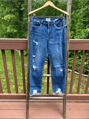 Frame Denim Cropped Distressed Jeans in Dark Blue - Le High Straight